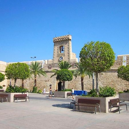 Sunny Apartment Near The Beach Santa Pola Exterior photo